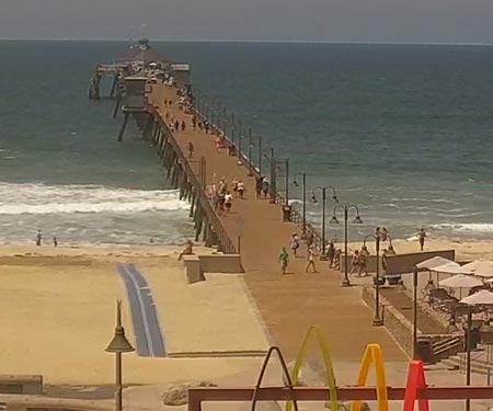 Imperial Pier Surf Cam by Surfline