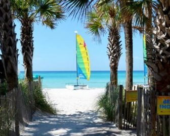 Sandpiper Beacon Beach Resort - Beach Cam