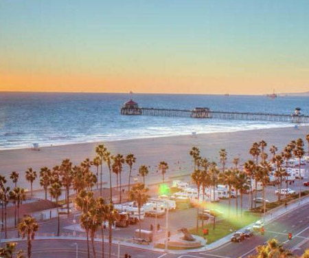 The Waterfront Beach Resort Webcam, Huntington Beach CA