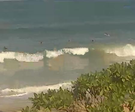 Pa'ia Bay Maui Surf Cam