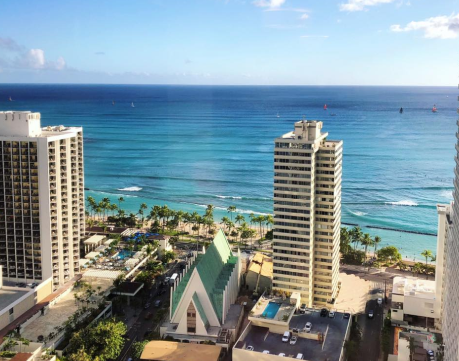 Hilton Waikiki Beach Live Surf Cam, Honolulu, Island of O'ahu Hawaii