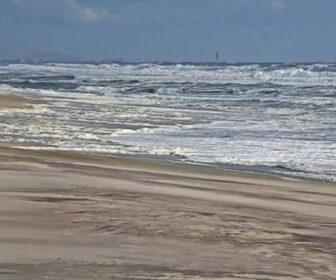 Tobay Beach, Oyster Bay, NY Live Surf Cam